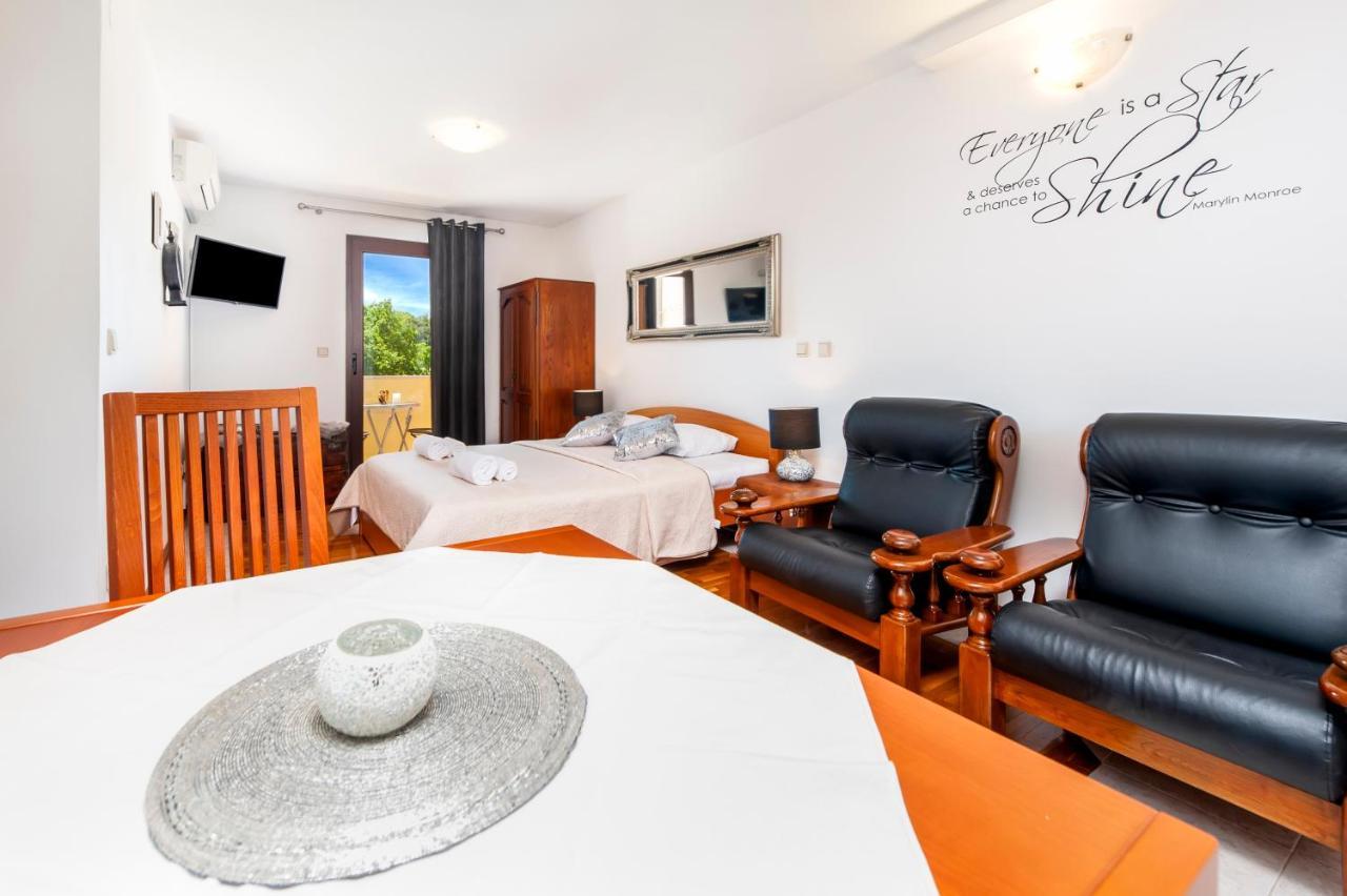 Guest House Casa Santin Rovinj Exterior photo
